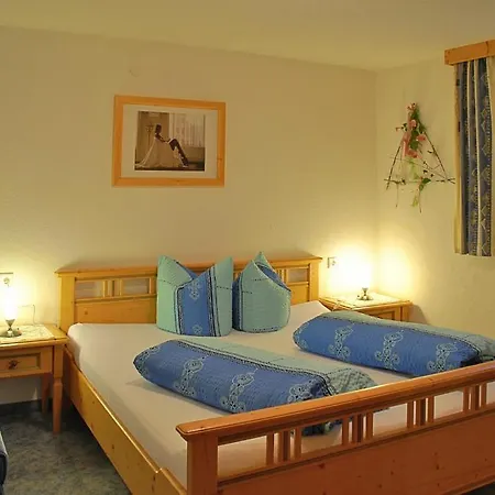 Gaestehaus Resi Guest house