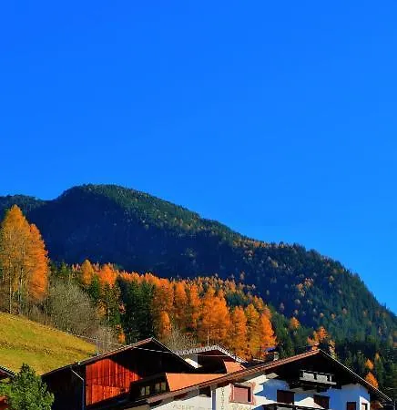 Guest house Gaestehaus Resi 3*