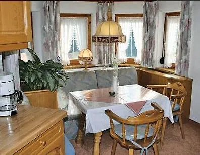 Guest house Gaestehaus Resi 3*
