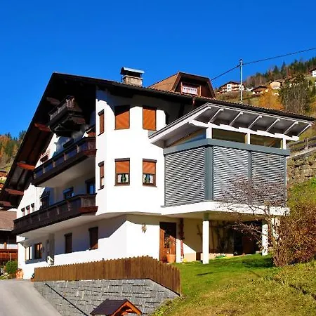 Gaestehaus Resi Guest house 3*