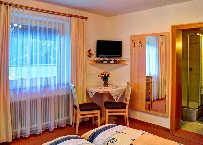 Gaestehaus Resi 게스트하우스 제르젠스